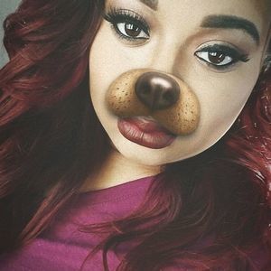 Meet your Posher, Alexia